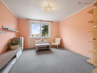 Prodej RD 5+2 v obci Kunovice s dvorkem a zahradou, okr. Uherské Hradiště - 12.jpg