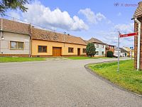 Prodej RD 5+2 v obci Kunovice s dvorkem a zahradou, okr. Uherské Hradiště - 28.jpg