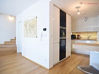 Pronájem  rodinného domu 4+KK, 160 m2 s garáží  a zahradou, Brno - Jundrov - 09.jpg