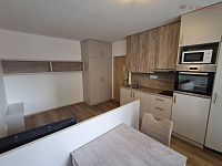 Pronájem garsoniéry na ulici Trávník - 20230303_125653.jpg