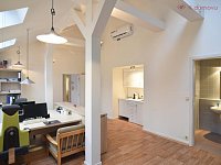 Pronájem kancelářských prostor 2 +kk, 92 m², Pekařská, Brno - 08.JPG