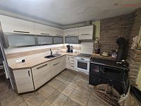 Prodej rodinného domu v obci Přestavlky - 20251113_143707.jpg