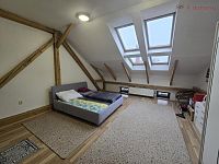 Prodej bytu 3+1 na ulici Komenského - 20251219_140803.jpg