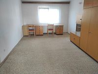 Prodej rodinného domu v centru obce Tupesy - IMG_20260315_125121.jpg