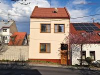 Prodej rodinného domu s garáží, 109 m2, Uherský Brod