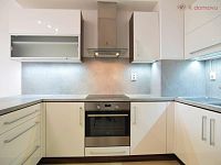 Pronájem bytu 3+kk, 72 m2, parkování, terasa 12 m2, Brno – Líšeň, Houbalova - 03a.JPG