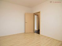 Pronájem bytu 3+kk, 72 m2, parkování, terasa 12 m2, Brno – Líšeň, Houbalova - 10.JPG