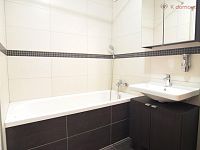 Pronájem bytu 3+kk, 72 m2, parkování, terasa 12 m2, Brno – Líšeň, Houbalova - 14.JPG