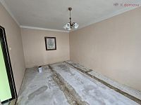 Prodej rodinného domu v Radvanicích - 20260413_155913.jpg