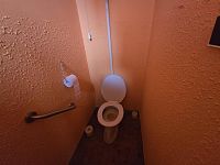 Prodej rodinného domu v Radvanicích - 20260413_155941.jpg