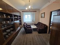 Prodej rodinného domu v Radvanicích - 20260413_160127.jpg