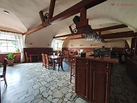 Restaurace s pivovarem a ubytováním, 2458m2,  Držovice, okres Prostějov - 20221006_140205.jpg