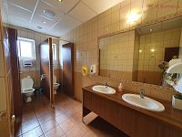 Restaurace s pivovarem a ubytováním, 2458m2,  Držovice, okres Prostějov - 20221006_140214.jpg