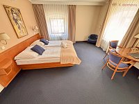 Pronájem Zámeckého hotelu Zlatý orel , okres Hranice - IMG_7947.jpg