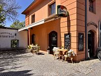 Pronájem Zámeckého hotelu Zlatý orel , okres Hranice - IMG_8022.jpg