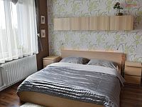 Pronájem bytu 2+1, 49m2, Olomouc, Slavonín, ul. Jižní - ložnice.JPG