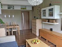 Pronájem bytu 2+1, 49m2, Olomouc, Slavonín, ul. Jižní - obývák (1).JPG