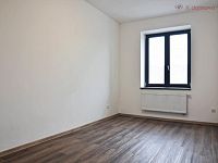 Prodej domu se 4 byty, prodejnou a restaurací, Keplerova, Olomouc - 55.JPG