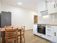 Prodej domu se 4 byty, prodejnou a restaurací, Keplerova, Olomouc - 65.JPG
