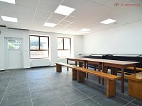 Pronájem obchodního prostoru 126 m2 + kuchyň (36 m2) + zázemí (31 m2), Keplerova, Olomouc – Holice - 06.JPG