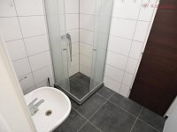 Pronájem obchodního prostoru 126 m2 + kuchyň (36 m2) + zázemí (31 m2), Keplerova, Olomouc – Holice - 08.JPG