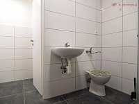 Pronájem obchodního prostoru 126 m2 + kuchyň (36 m2) + zázemí (31 m2), Keplerova, Olomouc – Holice - 09.JPG