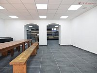 Pronájem obchodního prostoru 126 m2 + kuchyň (36 m2) + zázemí (31 m2), Keplerova, Olomouc – Holice - DSC_0022.JPG