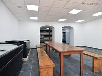 Pronájem obchodního prostoru 126 m2 + kuchyň (36 m2) + zázemí (31 m2), Keplerova, Olomouc – Holice - DSC_0023.JPG
