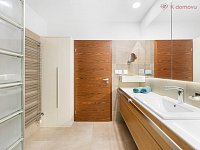 PRONÁJEM reprezentativního BYTU 2+kk 90m2, Uherské Hradiště - 18.jpg