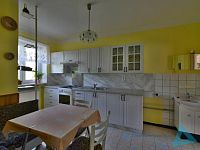 Rodinný dům 4+1 v malebné lokalitě obec Pecka – SLEVA !!! - 9.JPG