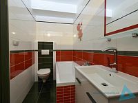 Prodej samostatného přízemního bytu 2kk se zahrádkou ve Vrchlabí.. - _DSC0702.JPG