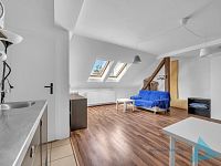 Prodej rodinného domu s ordinacemi v centru Jičína – výhodná investice i bydlení - DSC02222.jpg