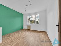 Prostorný byt 5+1 o výměře 90 m² se zasklenou lodžií – Nová Paka. - DSC00273.jpg