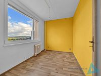 Prostorný byt 5+1 o výměře 90 m² se zasklenou lodžií – Nová Paka. - DSC00328.jpg