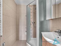 Prostorný byt 5+1 o výměře 90 m² se zasklenou lodžií – Nová Paka. - DSC00368.jpg