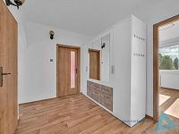 Prostorný byt 5+1 o výměře 90 m² se zasklenou lodžií – Nová Paka. - DSC00383.jpg