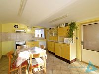 Rodinný dům se stodolou a garáží – Bříšťany u Hořic (okres Jičín). - 12.JPG