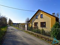 Rodinný dům se stodolou a garáží – Bříšťany u Hořic (okres Jičín). - 2.JPG