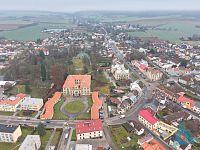 Prodej moderního bytu 2+kk, 69 m² – nízkoenergetický dům, klidná lokalita. - DJI_20251215140248_0904_D.jpg