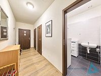 Prodej moderního bytu 2+kk, 69 m² – nízkoenergetický dům, klidná lokalita. - IMG_7793_HDR.jpg