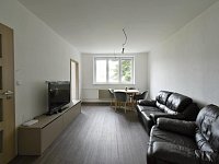 Pronájem zrekonstruovaného bytu 3+1 ve zděném domě – U Studénky 1290, Nová Paka. - 4.JPG