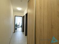 Moderní byt 1+kk s balkonem, parkovacím stáním a kompletním vybavením kuchyně – volný od 1.2.2026 - _DSC0599.JPG