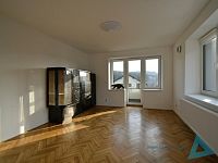Pronájem bytu 1+kk, 42 m², Nová Paka, ul. Zahradní – po rekonstrukci, balkon, terasa, nízké náklady