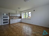 Pronájem bytu 2+kk(62m2) v rodinném domě – Nová Paka, ul. Zahradní - _DSC0046.JPG