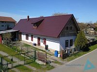 Rodinný dům po rekonstrukci se zahradou a možností vybudování podkroví, Chroustov. - DJI_0369.JPG