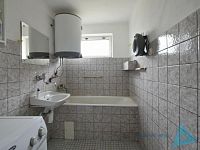 Rodinný dům s velkým pozemkem a výhledem na Kumburk – Stará Paka, Brdo - _DSC0765.JPG