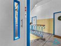 Prostorný byt 2+1, 70 m², s výtahem a možností úpravy na 3+kk, Praha 5 – Košíře - DSC04389.jpg