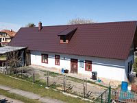 Rodinný dům po rekonstrukci se zahradou a možností vybudování podkroví, Chroustov.