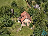 Podkrkonošská usedlost se stodolou a zahradou 2 728 m² – klid přírody, Nová Paka na dosah. - DJI_20260725121744_0410_D.jpg
