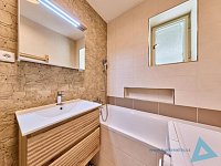 Podkrkonošská usedlost se stodolou a zahradou 2 728 m² – klid přírody, Nová Paka na dosah. - IMG_2477_HDR.jpg